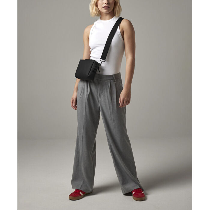 Matte PU cross-body bag Thumbnail