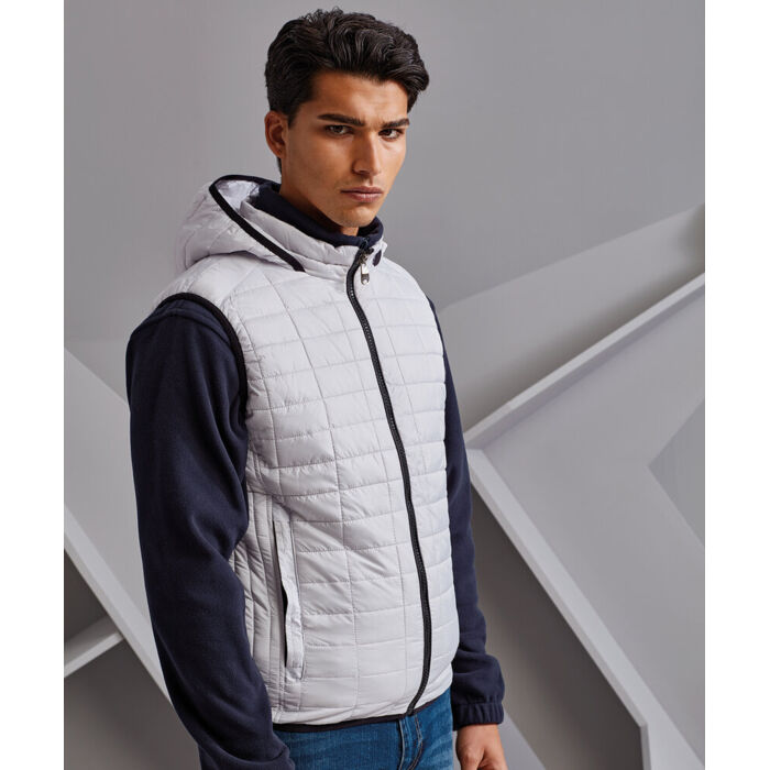 Honeycomb hooded gilet Thumbnail
